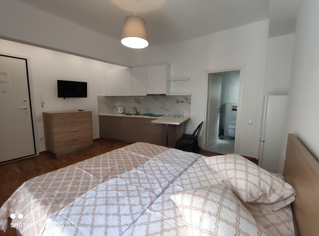 Studio In The Heart Of Athens Next To Monastyraki. ภายนอก รูปภาพ
